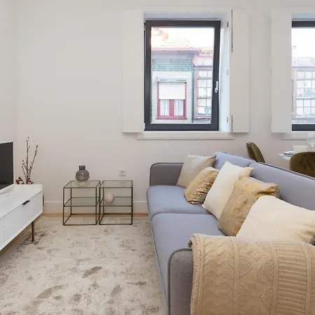 Apartment Guestready - Cosy And Modern 4mins From Metro Porto