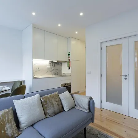 Apartment Guestready - Cosy And Modern 4mins From Metro Porto
